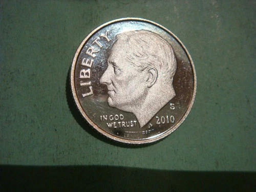 Beautiful 2010 S Uncirculated Silver Proof Roosevelt Dime - actual coin in photo