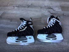 EASTON Youth Size 12 D Magnum Bladz Kids Ice Hockey Skates Black Grey Silver
