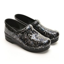 Ladies Dansko Professional Stapled Clogs 38 / 7.5 Spallter Patent Comfort Shoes