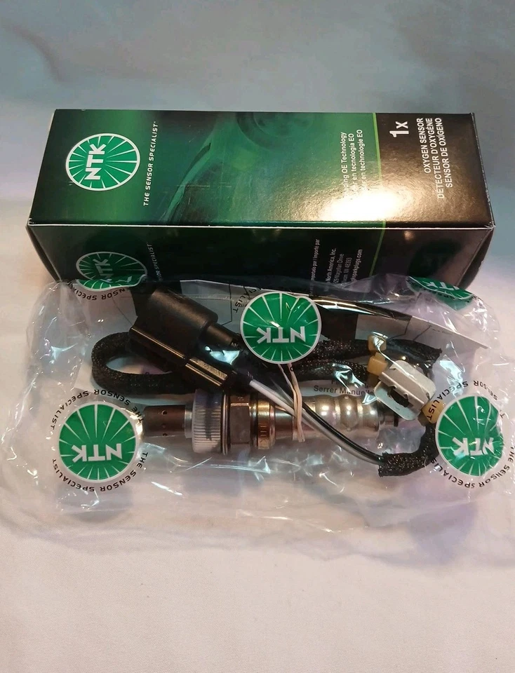 NTK 22135 Oxygen Sensor Ford/Lincoln 3.5L 2011-16 - Image 4 of 4