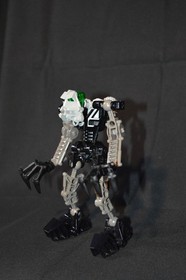 LEGO BIONICLE: Toa Mata Onua (8532) with Instructions and Poster - No Mask