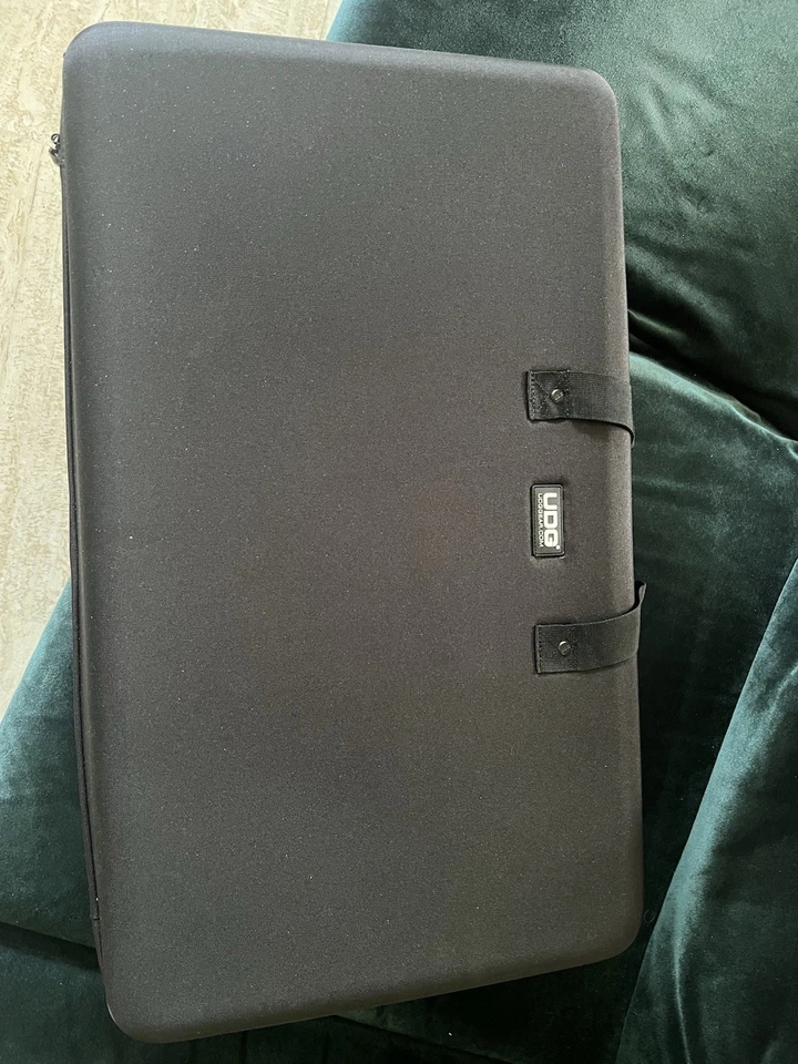 Numark NS4FX Serato DJ-Controller 4-Kanal 6 Zoll Jogwheels 8 Pads | NEU - Bild 2 von 3