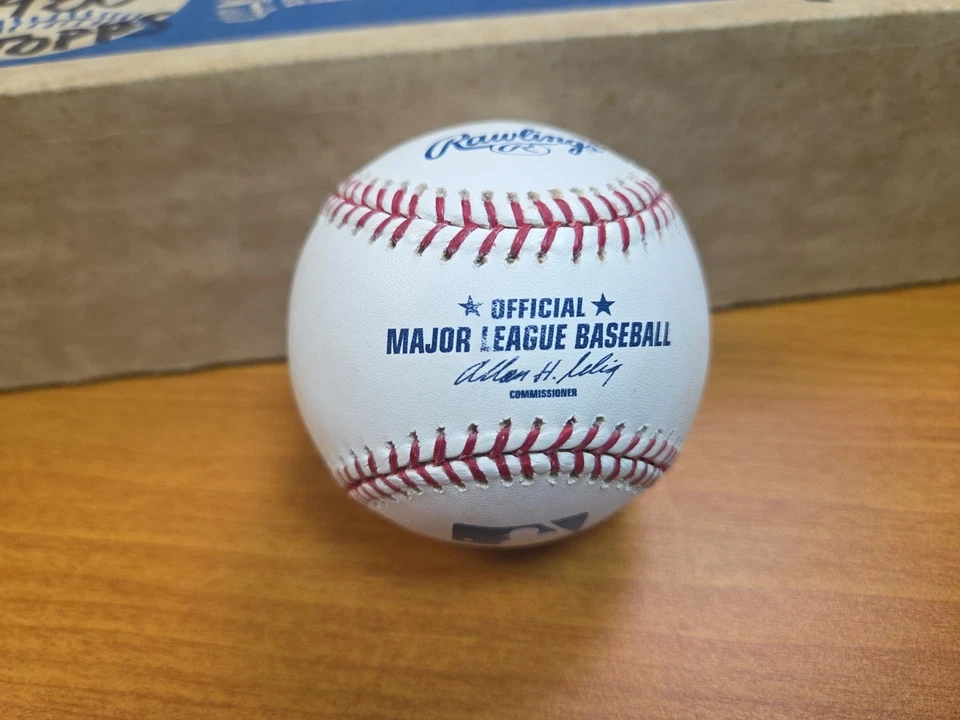 Pelota MLB autografiada por Mitch "Wild Thing" Williams Foto 3 de 4