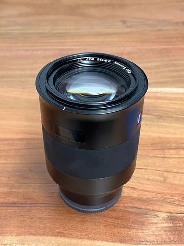 Zeiss Batis 135mm F/2.8 Telephoto Lens for Sony E-Mount - Picture 3 of 6