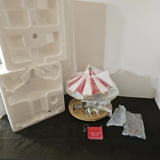 STUNNING  Hallmark Keepsake Ornament Carousel Display With 2 Horses New in Box 