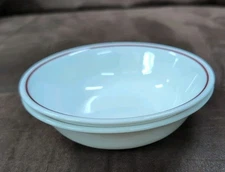 CORELLE BERRY BOWLS WHITE RED / RUST STRIPE 2 GC READ