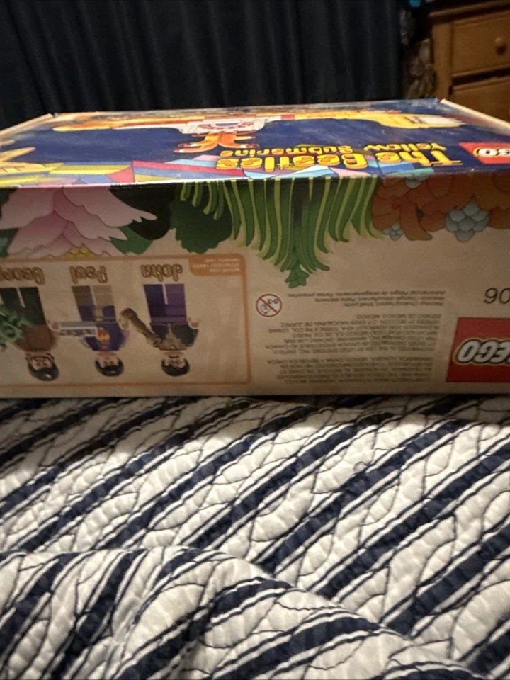 LEGO Ideas: The Beatles Yellow Submarine (21306) BOX ONLY ! - Image 3 of 4