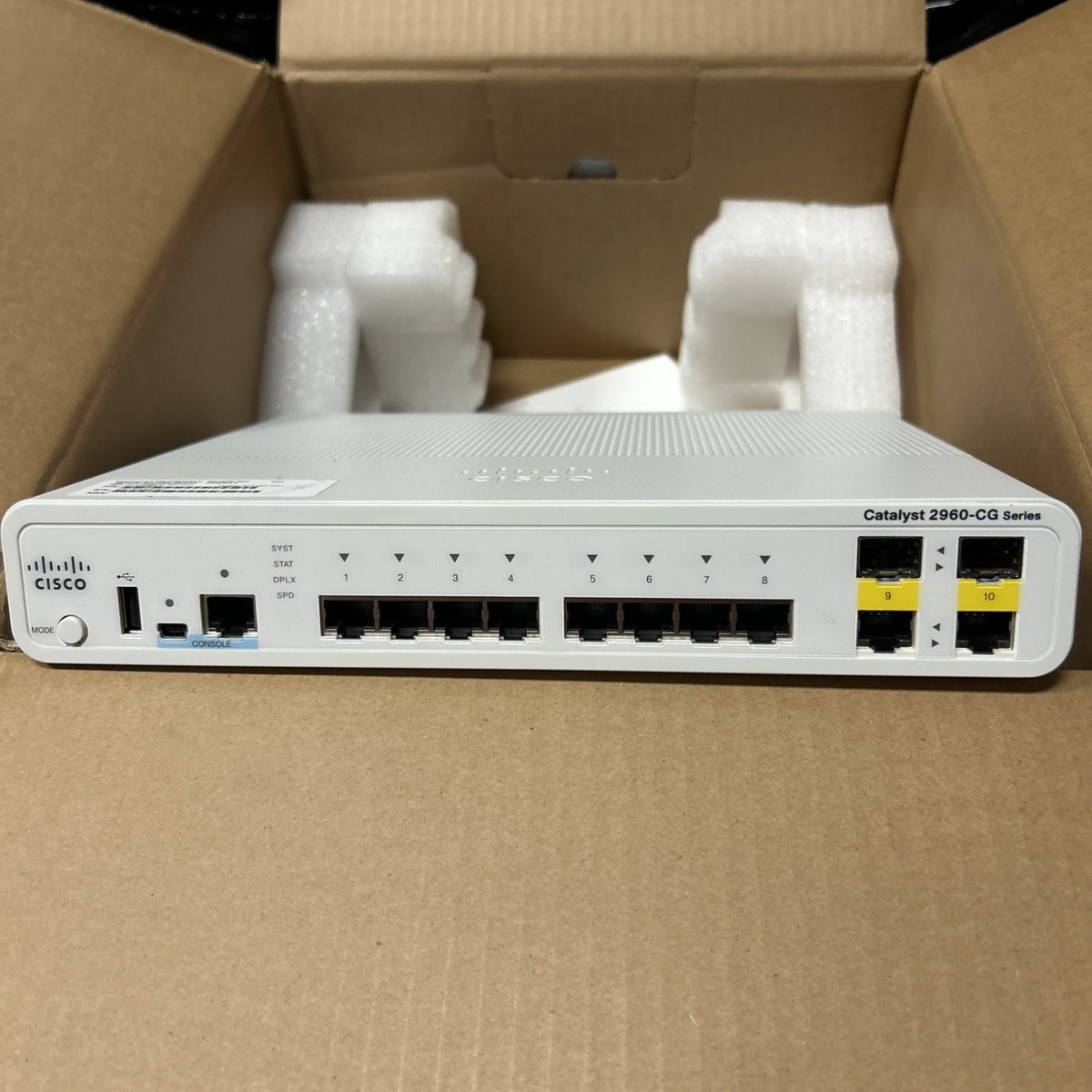 Switch Cisco Catalyst 2960-CG Series - 10 Ports LAN, Ethernet/SFP - Occasion