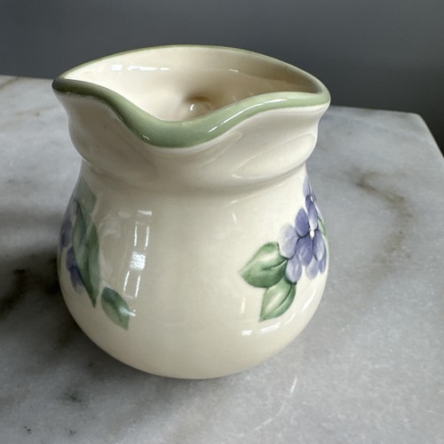 Pfaltzgraff GARDEN PARTY IMPRESSIONS Violets Floral 10 oz. Creamer - Picture 5 of 8