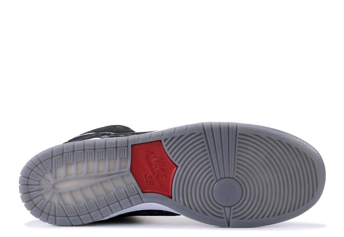 Nike Dunk High PRM SB Brooklyn Projects Paparazzi Black Patent Red