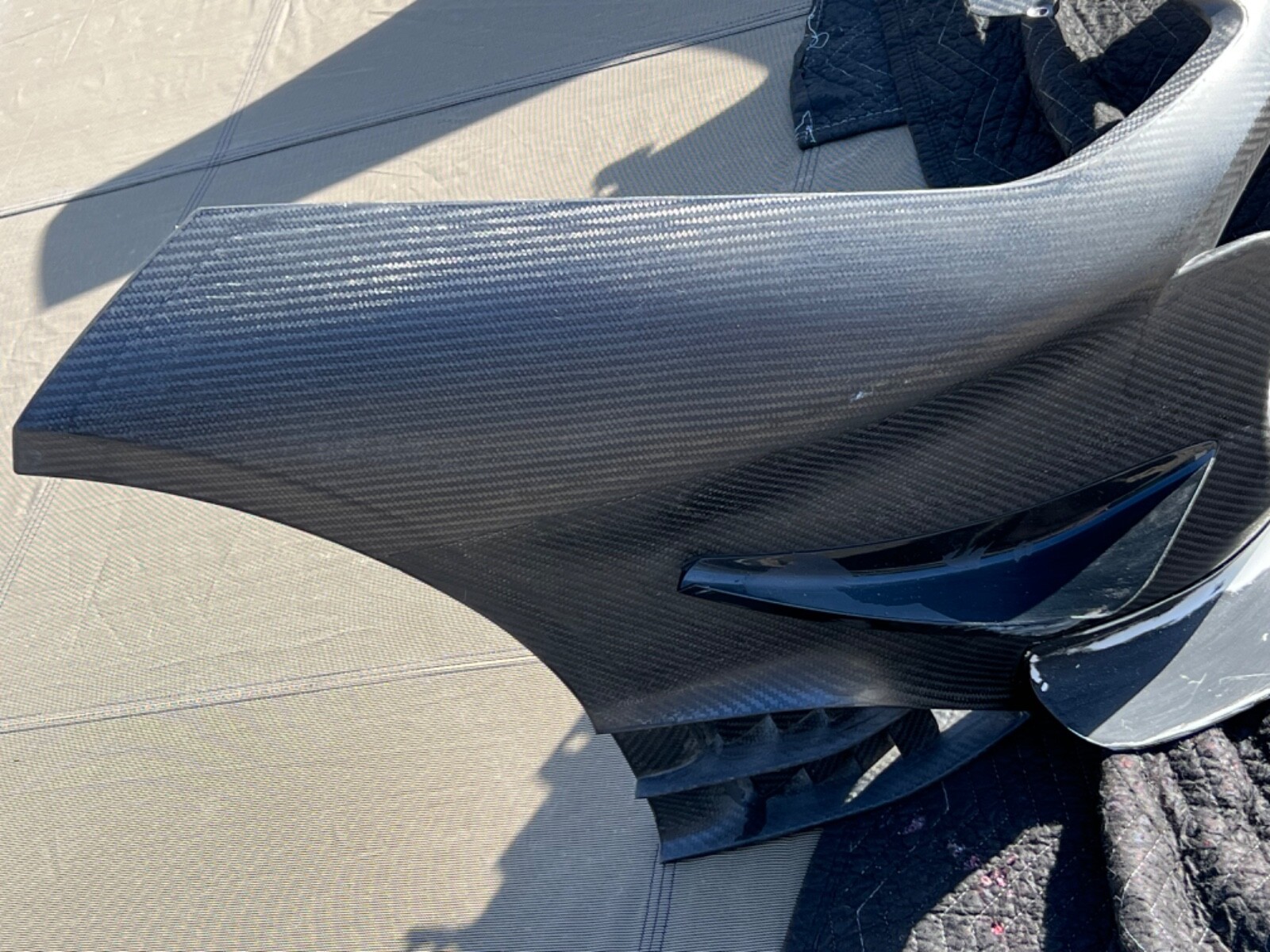 ferrari 488 challenge front bumper cover carbon fiber with grills spoilers new