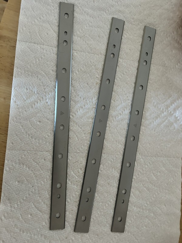 DeWalt DW735 13-inch Blades for Thickness Planer — New
