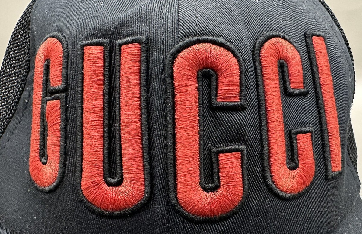 Gucci Baseball Hat With Gucci Patch Black & Red Size M (58cm Gucci Baseball Hat With Gucci Patch Black & Red Size M (58cm