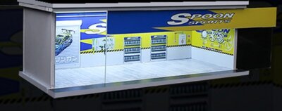 Maintenance Workshop Scene Diorama 30x13,3x10 cm  - SPOON - More Art 1:64