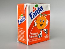 80er Original Vintage Fanta Orangen Limo Tetra Pak mit Strohhalm