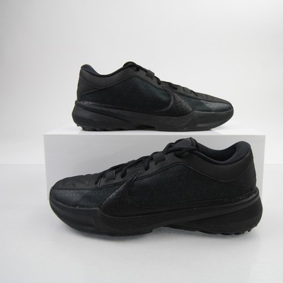 Nike Zoom Basketball Shoe Men's Black New without Box 12.5