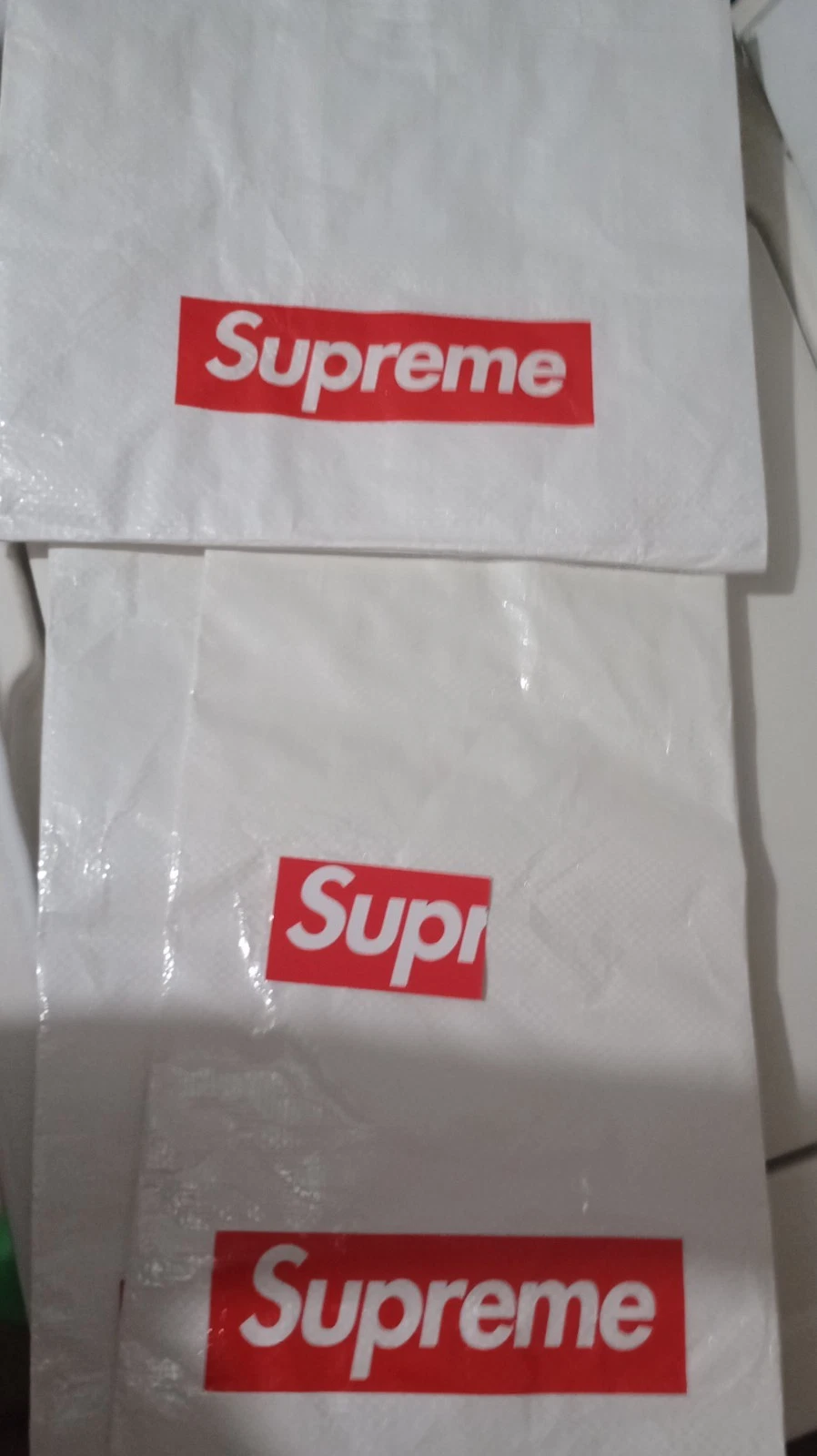 Sacs shopping Supreme 2 sacs taille pont et 1 petite carte Supreme Miami envoi rapide ✅