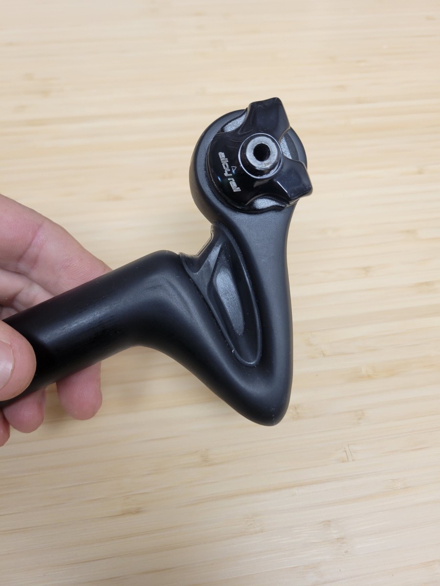 27.2mm Specialized S-WORKS CG-R Carbon Setback Road Seatpost CGR