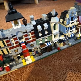 LEGO Mini Modulars 10230 Modular Buildings Complete Set | No Box No Manual