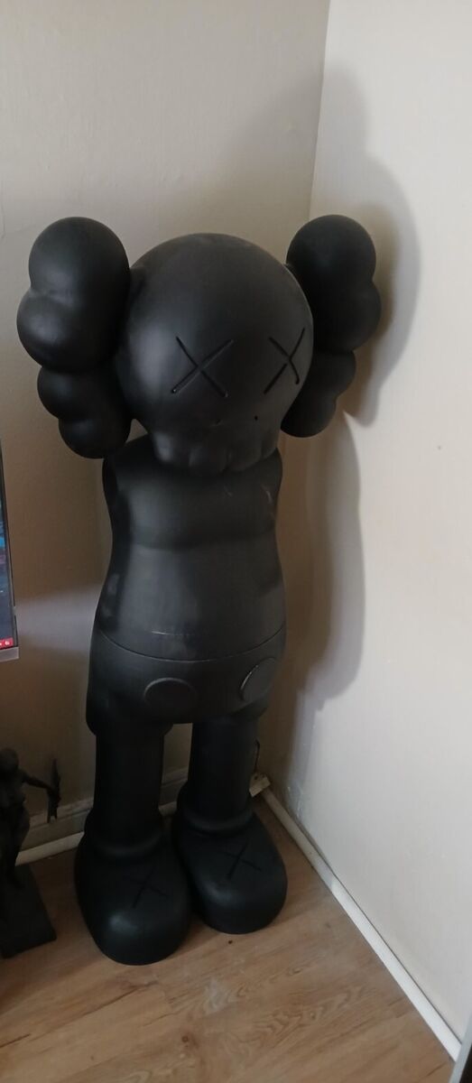 4ft Kaws Fidgure | eBay 4ft Kaws Fidgure | eBay