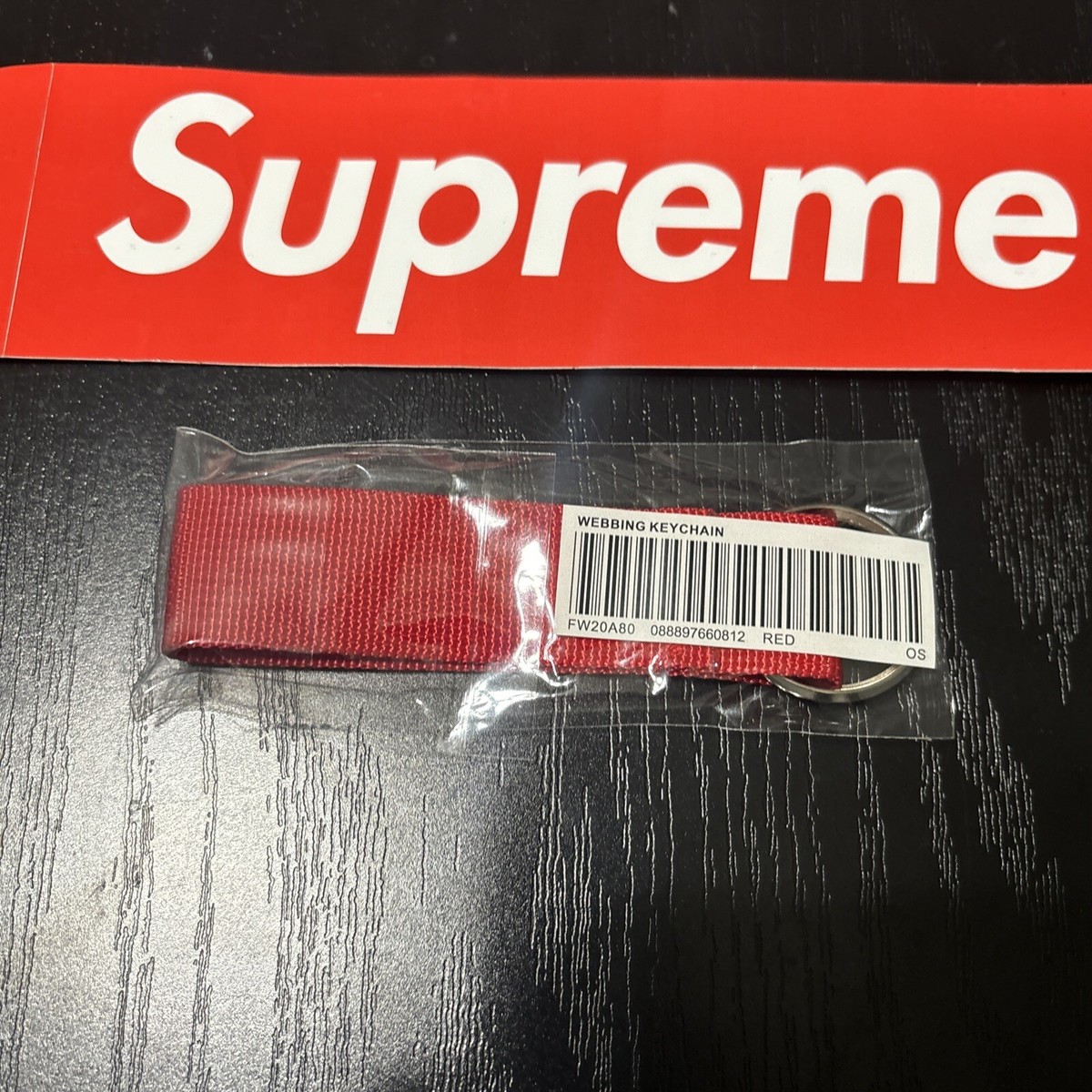 Supreme Webbing Keychain (BUNDLE OF 2) FW20 Red New With Supreme Webbing Keychain (BUNDLE OF 2) FW20 Red New With