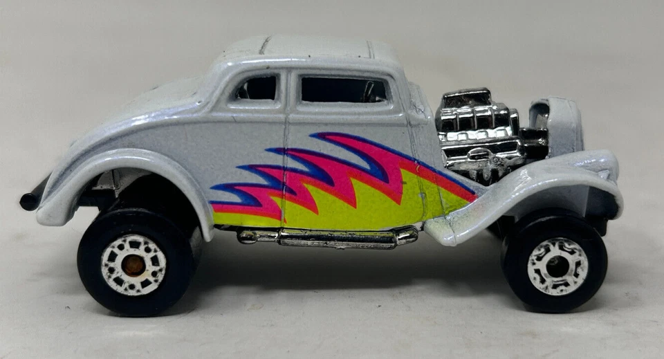 Vintage Matchbox White '33 Willys Street Rod - Image 2 of 4