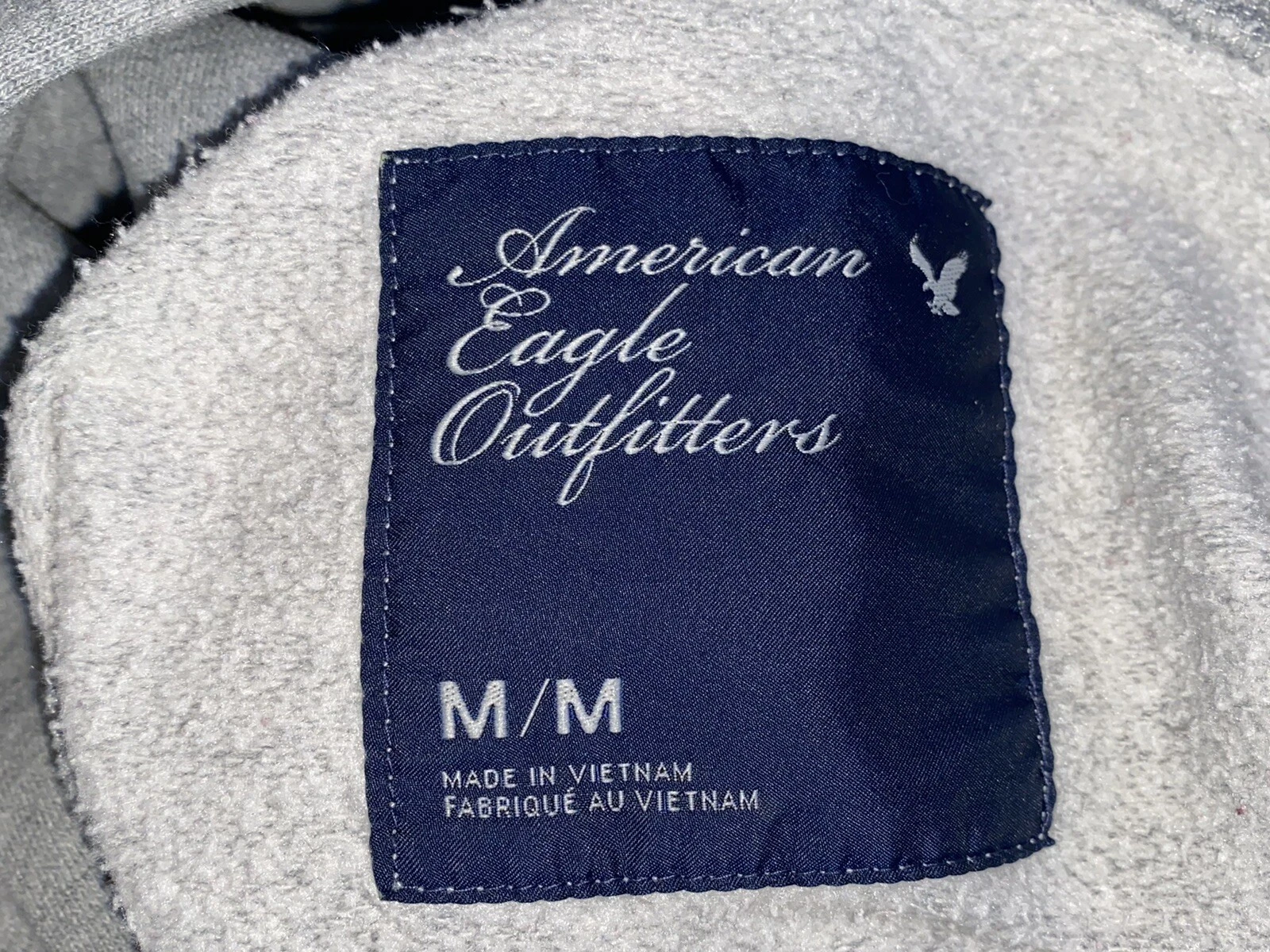 VALENTINO Felpa con cappuccio cuore giocosa American Eagle Outfitters grigio era manica lunga