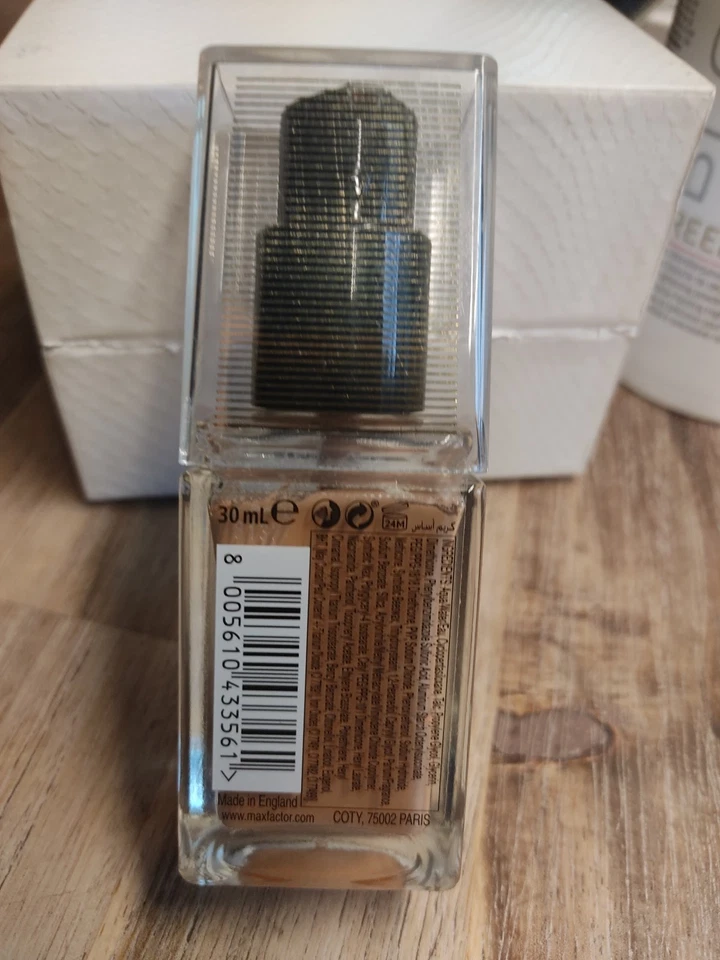 Max Factor Healthy Skin Harmony Miracle Foundation 80 Bronze 30ml - Bild 2 von 2