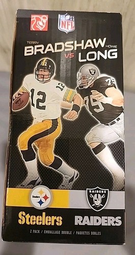 NFL McFarlane's 2 Pack Terry Bradshaw vs. Howie Long Steelers vs. Raiders - Picture 6 of 10