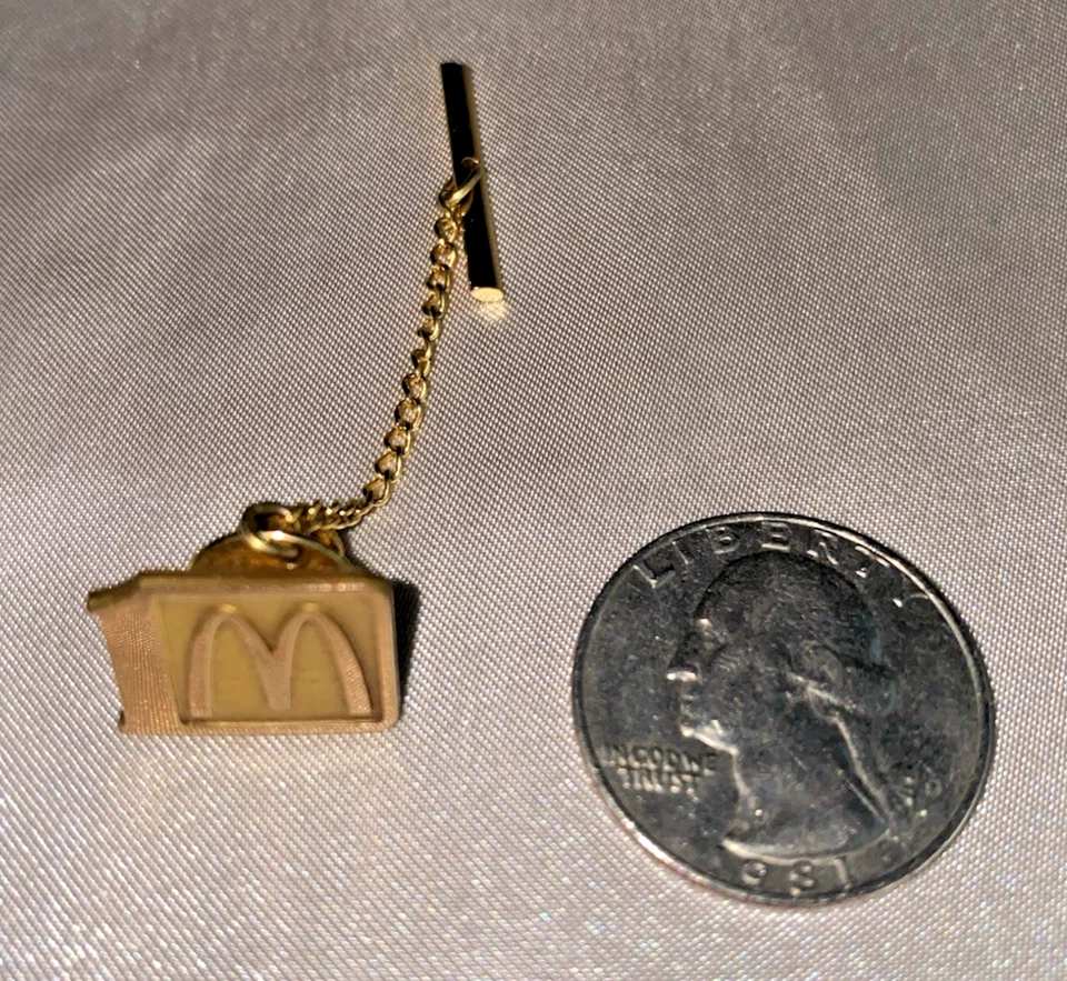 Genuine Jostens 10KGF McDonald's 1 Year Employee Souvenir Tie Tack Lapel Pin - Image 2 of 2