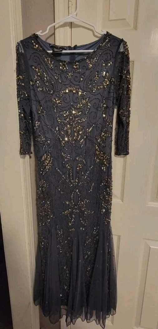 pisarro nights beaded dress petite Size Dresses for Women for sale Vintage Sequin Pink Dress size: 00 NZ Size:Flower Girl (3 to 12 year old) From Pisarro Nights Petite