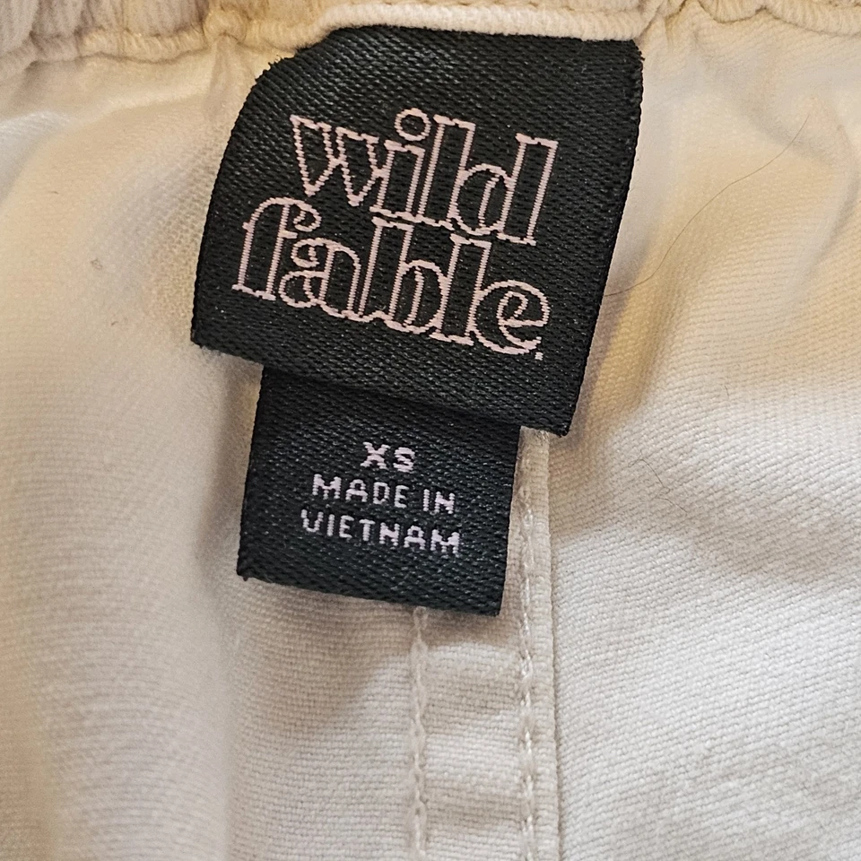 Женские брюки карго от Wild Fable - размер XS - кремовый/цвет слоновой кости прибл. 26x28 - Изображение 3 из 4