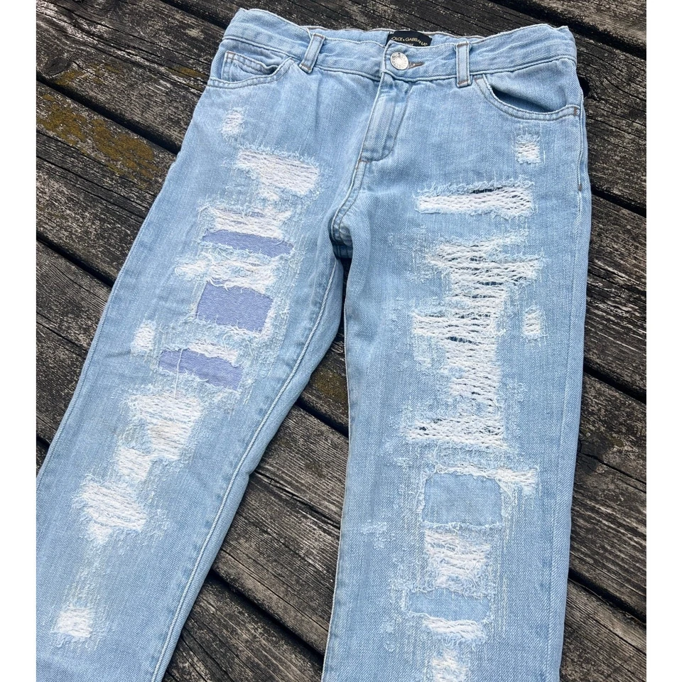 Pantalones de mezclilla Dolce & Gabbana niños desgastados 9/10 (132-143 cm) detalle de parche lavado claro Foto 2 de 4