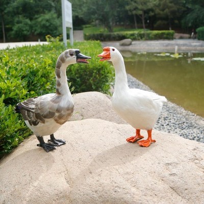 Gefiederte Gans Statue künstliche Tiere freistehend für Backgard Wohndeko