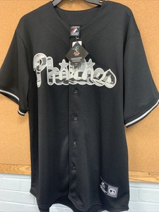 black phillies jersey