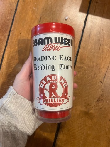 BOB BOONE Vintage Reading Eagle Souvenir Edition Plastic Phillies Baseball Cups - Picture 1 of 4