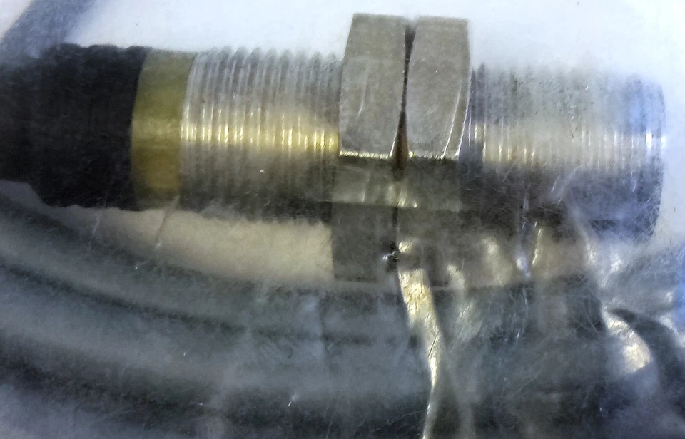 Carlo Gavazzi EI1202NPOSS 10-40 VDC Inductive Proximity Sensor - Image 4 of 4