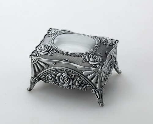 SILVER TIN ALLOY ROSES RECTANGLE MUSIC BOX : CLAIR DE LUNE DEBUSSY - Picture 2 of 6