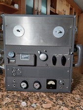 For Repair Vintage Roberts Four Track Stereo Sold As Is -no Reels Or Retainers