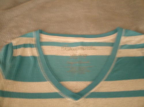 Aeropostale XS/TP cap sleeved v-neck gray/turquoise tee in EUC - Picture 2 of 4