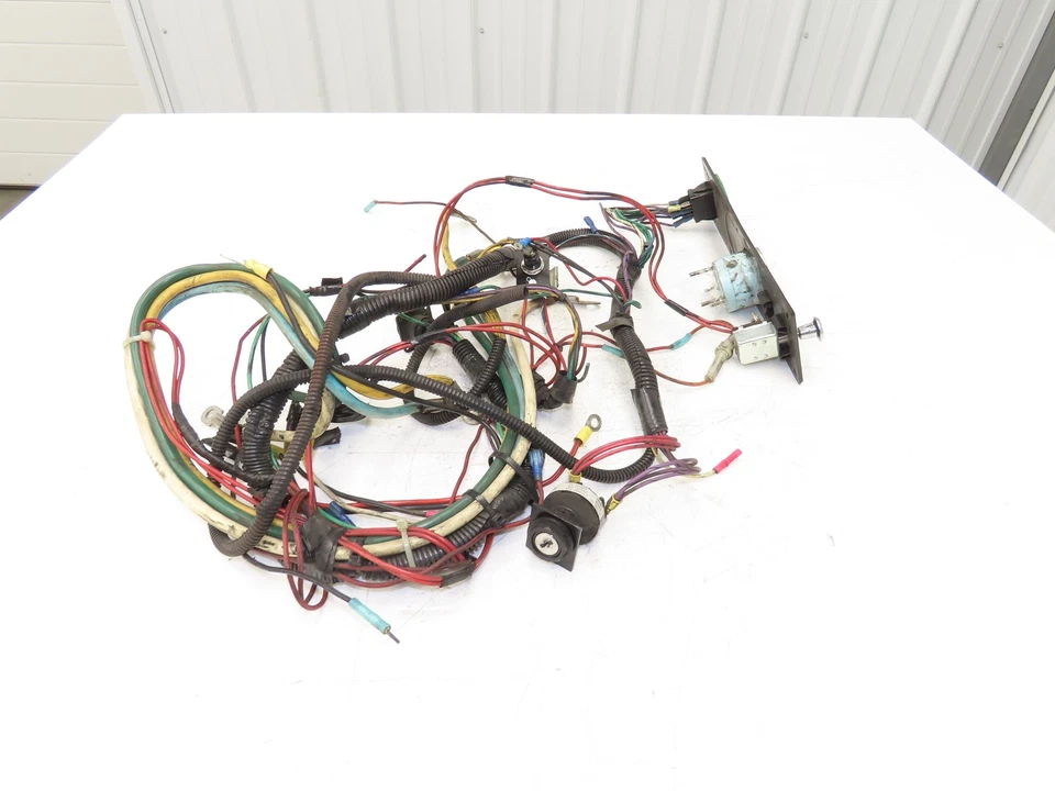 Panel de control de instrumentos Taylor-Dunn SC-090-24 Stockchaser con arnés de cableado Foto 4 de 4