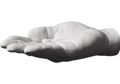 Skulptur lebensechte Hand zum Aufhängen * Areaware * HAROF * stummer Diener