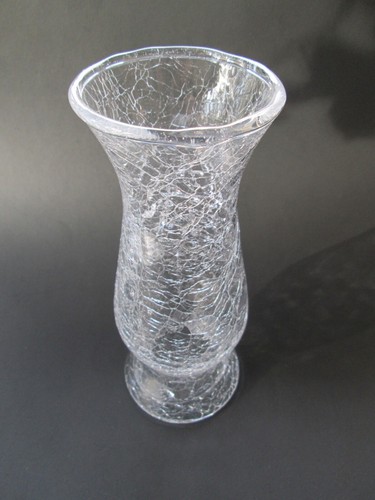 Vtg. 8" CRACKLE GLASS VASE Clear w/ Heavy Base - Picture 6 of 6