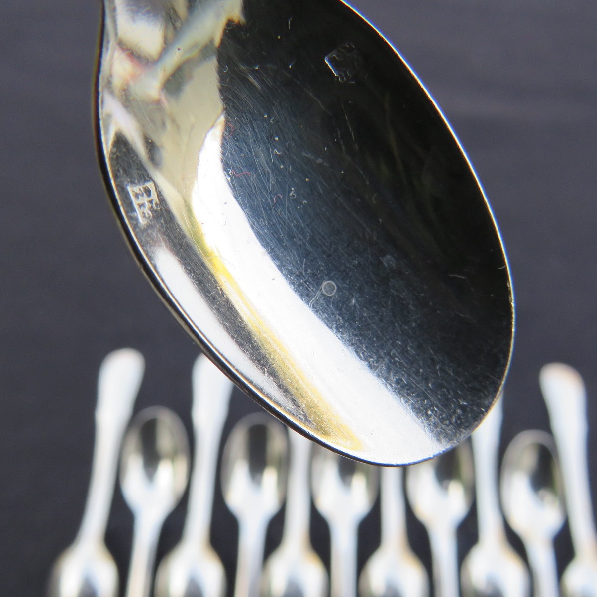 Série de douze cuillères à moka art déco Argenté Métal