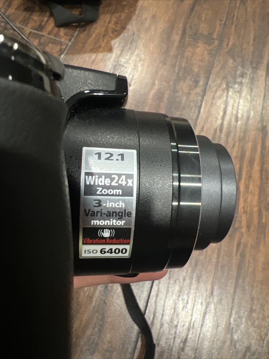 Nikon Coolpix P90 Equipped With 24X Zoom Lens Compact Nikon Coolpix P90 Equipped With 24X Zoom Lens Compact