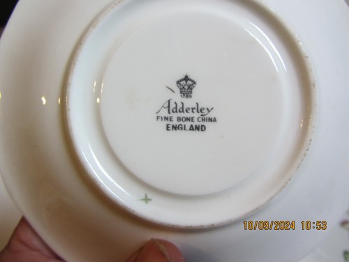 3 VINTAGE ADDERLEY ENGLISH BONE CHINA DAHLIA FLOWER DESIGN SAUCERS 5.5" ACROSS - Picture 3 of 3