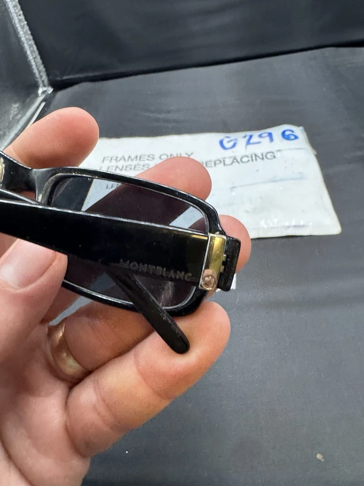ÓCULOS DE SOL MONT BLANC MB 211 B5 - Imagem 2 de 4