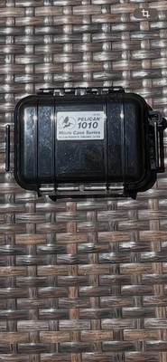Pelican 1010 Micro Hard Case Black Rigid Plastic Fitted for MP3 Player