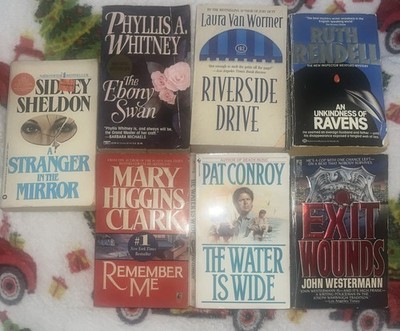 7 Book Paperback Lot (Mystery, Thriller, Romance)