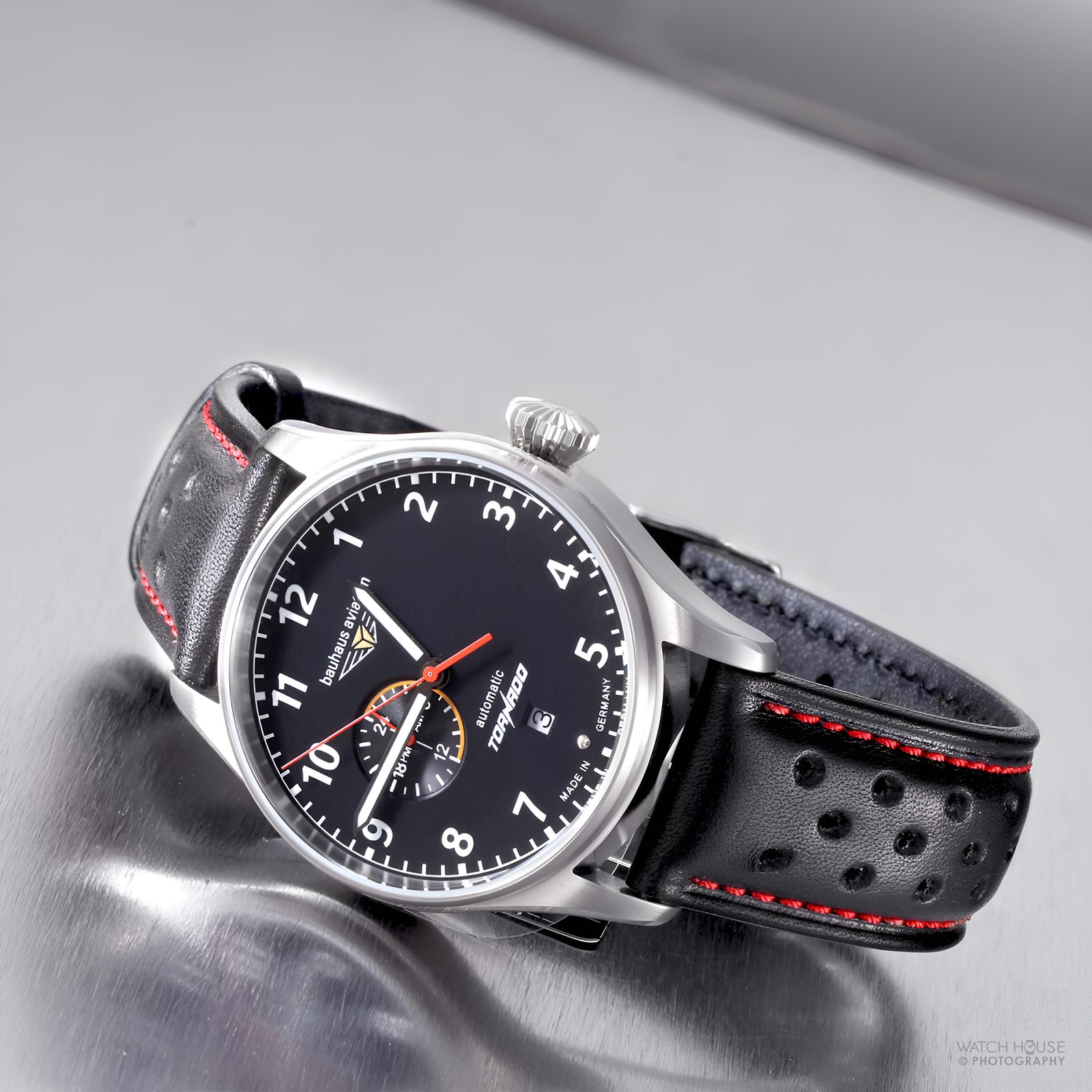 Bauhaus Aviation Tornado Automatik Herrenuhr 2764-2 Schwarz